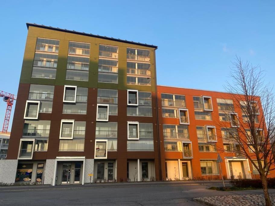 Modern Two Bedroom Apartment Near Helsinki Airport 万塔 外观 照片