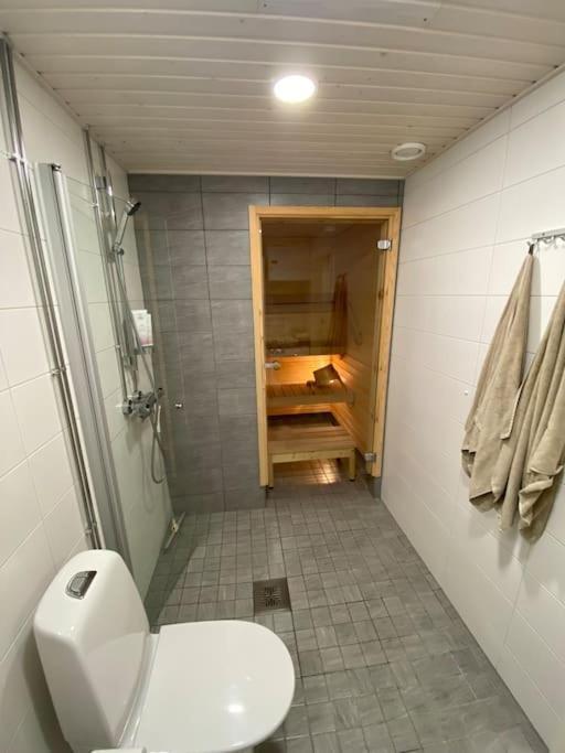 Modern Two Bedroom Apartment Near Helsinki Airport 万塔 外观 照片